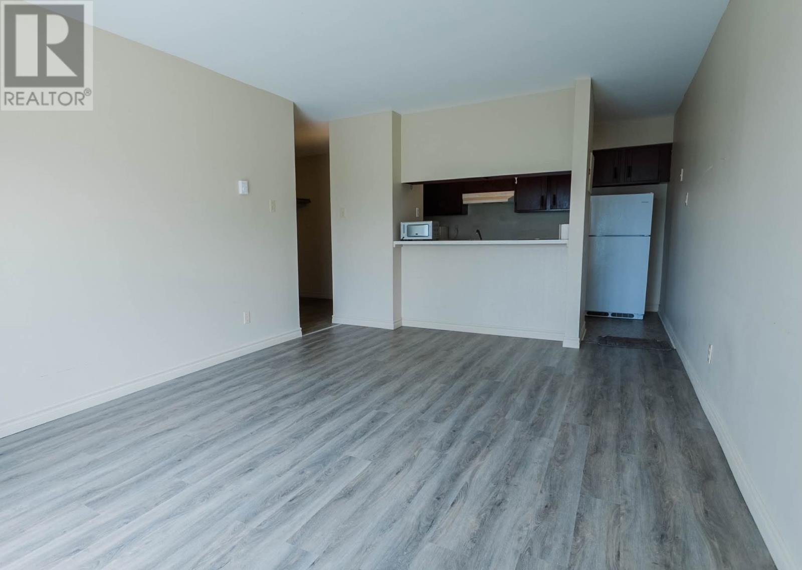 1001 Bartlett Drive, Labrador City, NL - Indoor Photo Showing Kitchen