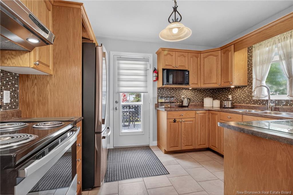 709 Boudreau St, Dieppe, NB