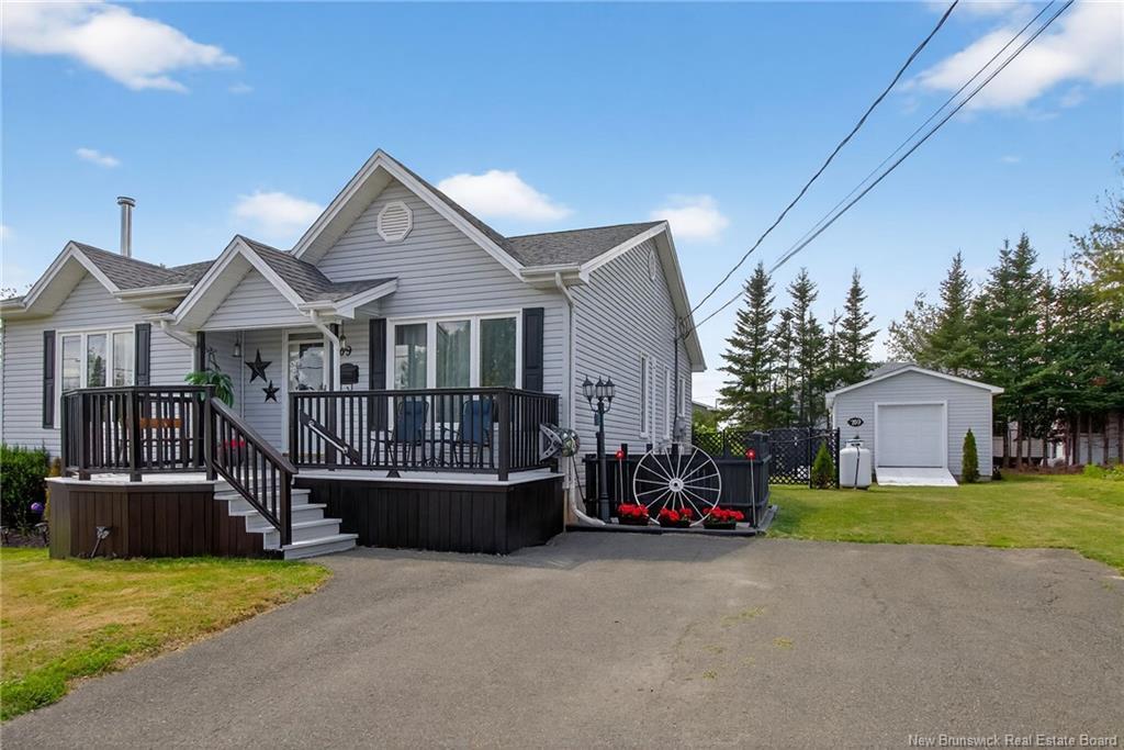 709 Boudreau St, Dieppe, NB