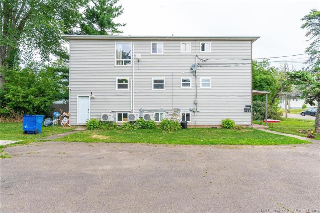 14 Jordan Cres, Moncton, NB