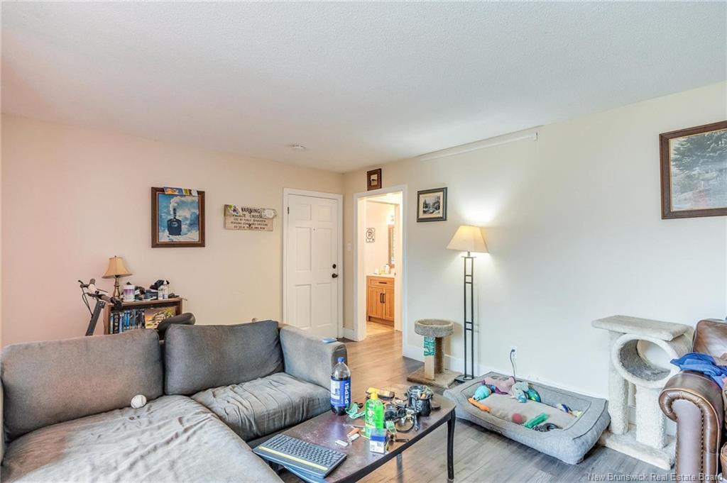 14 Jordan Cres, Moncton, NB