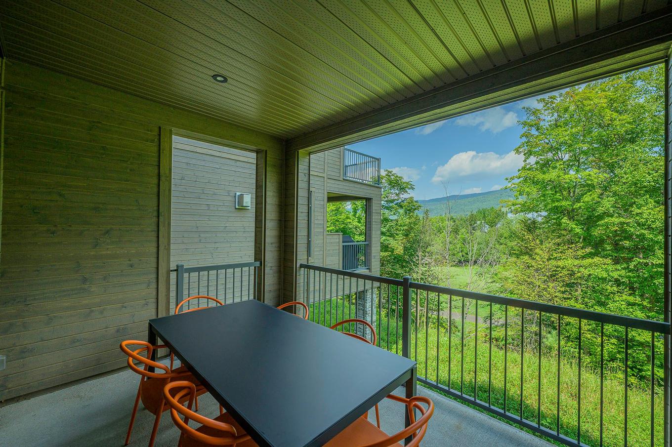 Terrasse - 104-2020 Allée Du Val-De-Bagnes, Mont-Tremblant, QC - Outdoor With Deck Patio Veranda With Exterior