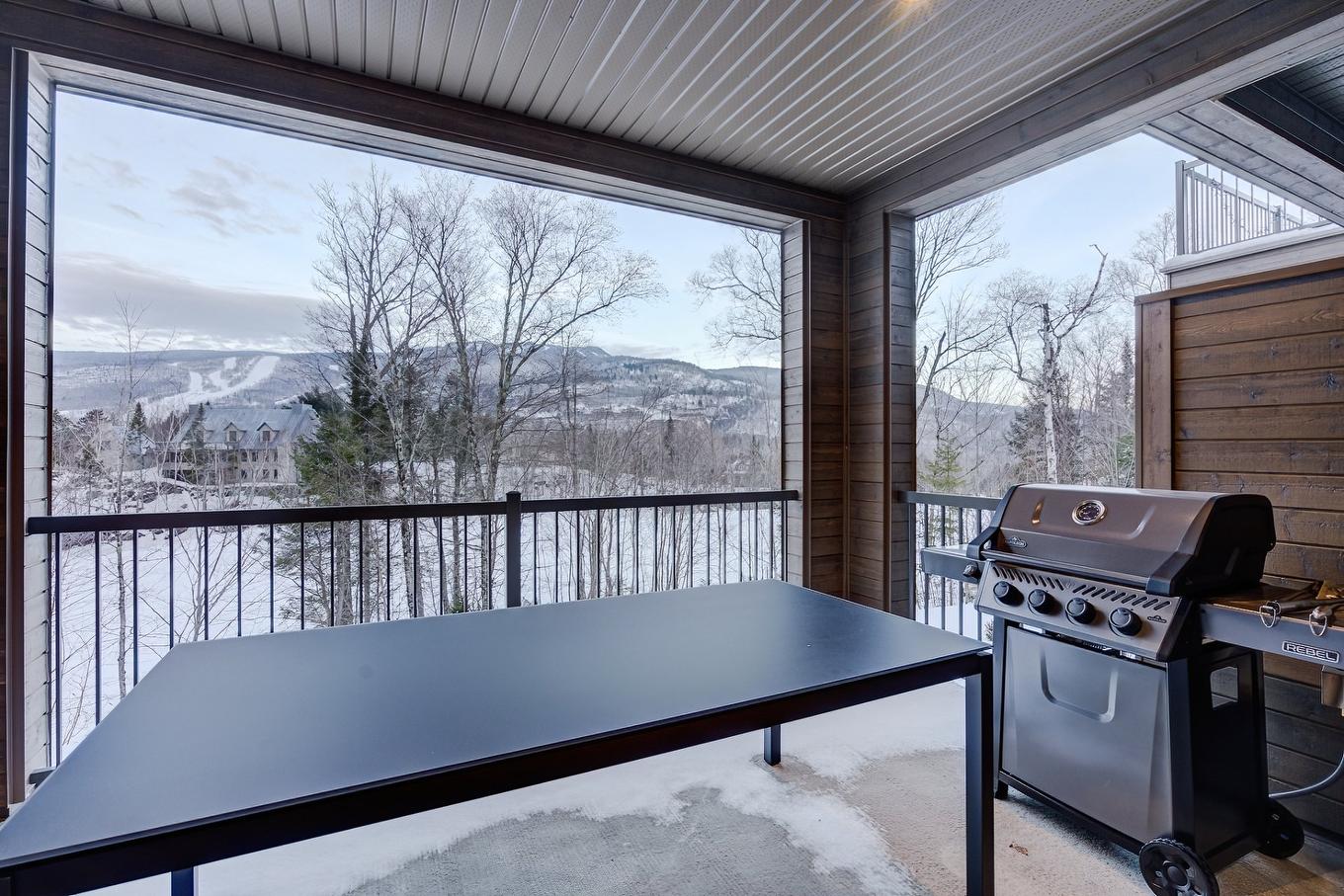 Vue - 104-2020 Allée Du Val-De-Bagnes, Mont-Tremblant, QC - Outdoor With Exterior