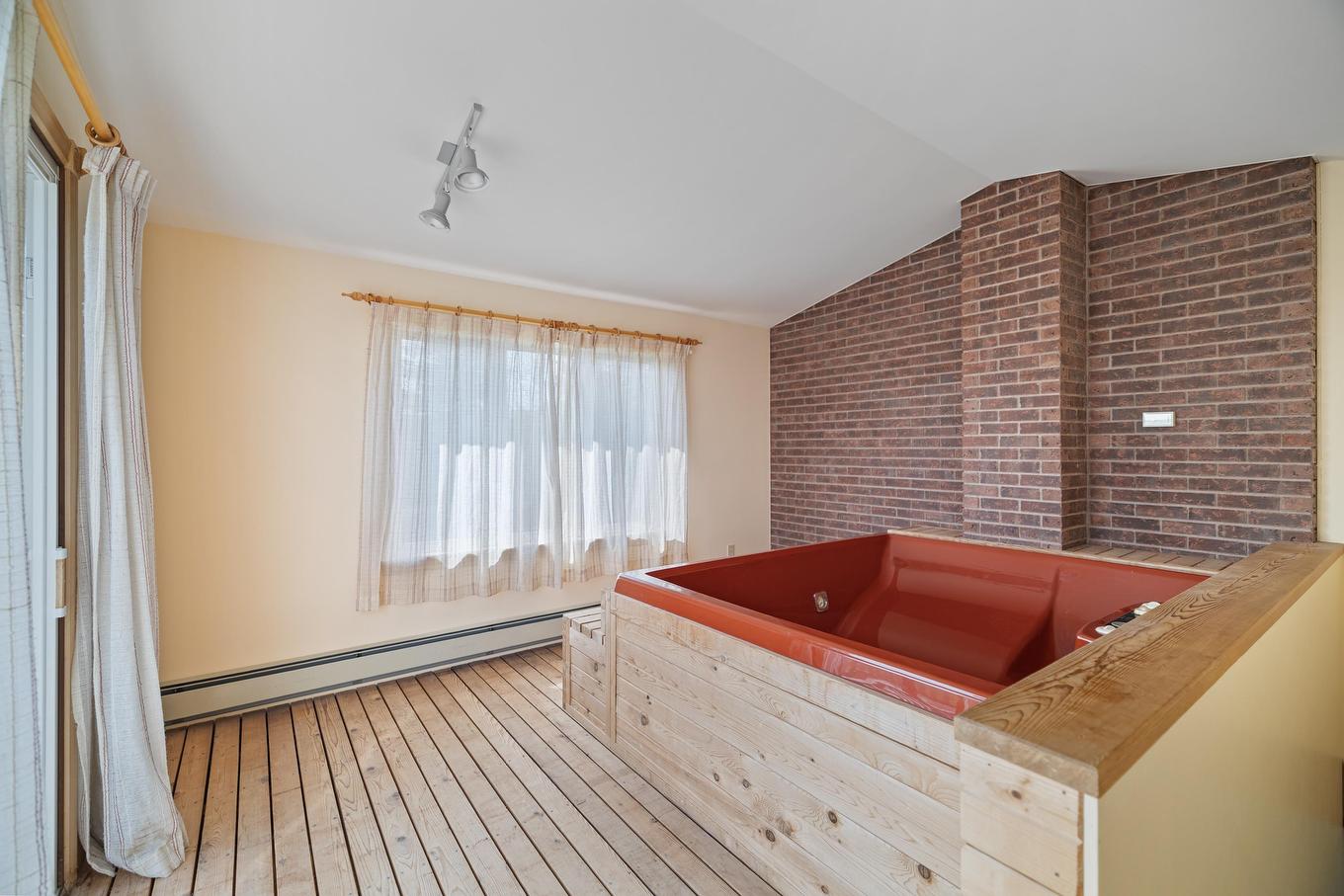 3 Macewen Lane, Cornwall, PE