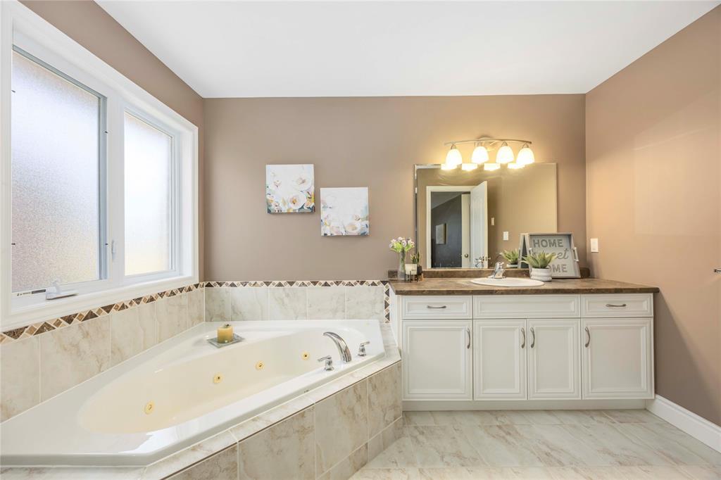 282 Sawgrass Place, Sarnia, ON