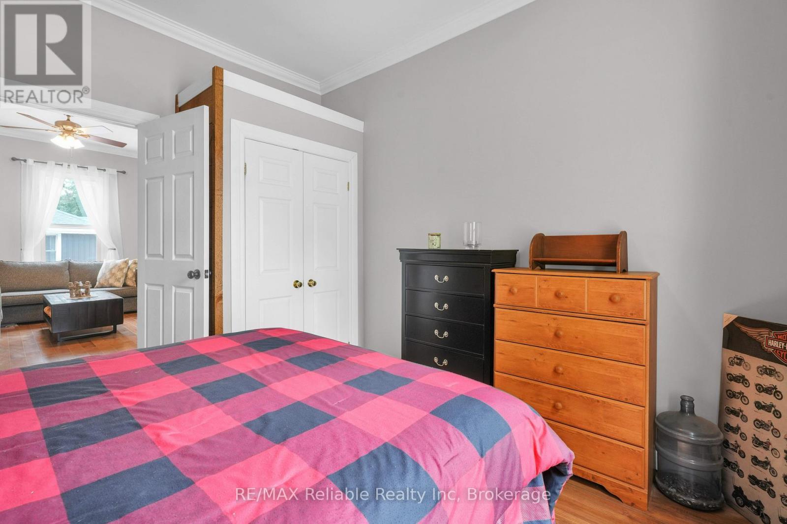 143 Albert Street, Central Huron (Clinton), ON - Indoor Photo Showing Bedroom