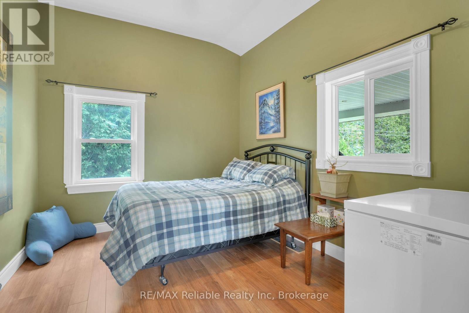 143 Albert Street, Central Huron (Clinton), ON - Indoor Photo Showing Bedroom