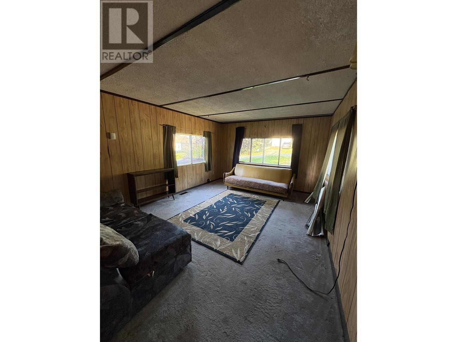 10713-10715 Learmonth Street, Hudsons Hope, BC - Indoor