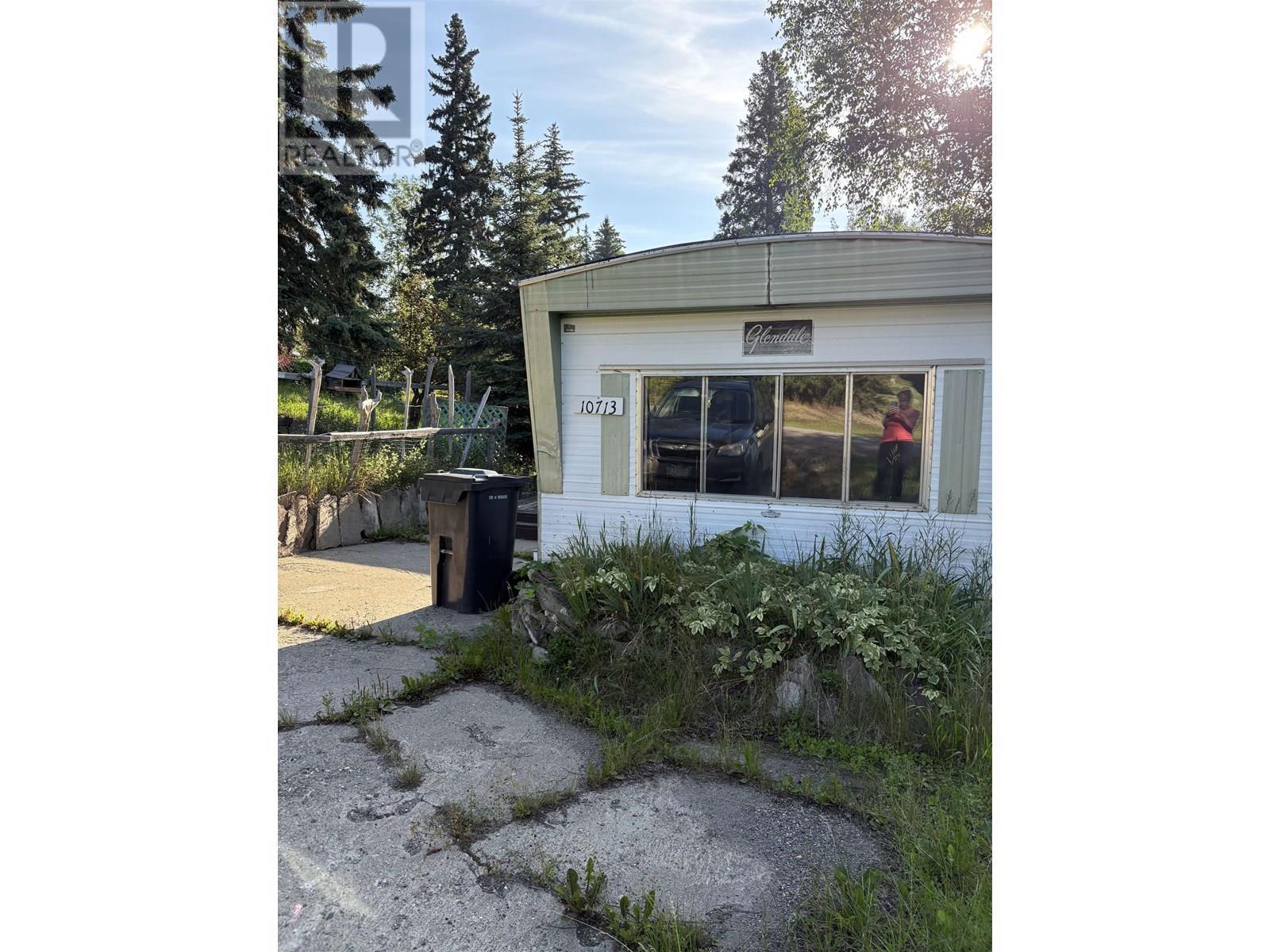 10713-10715 Learmonth Street, Hudsons Hope, BC - Outdoor