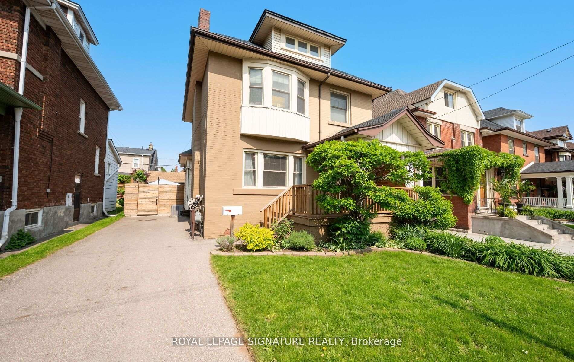 124 Eastbourne Avenue, Hamilton, ON - Outdoor