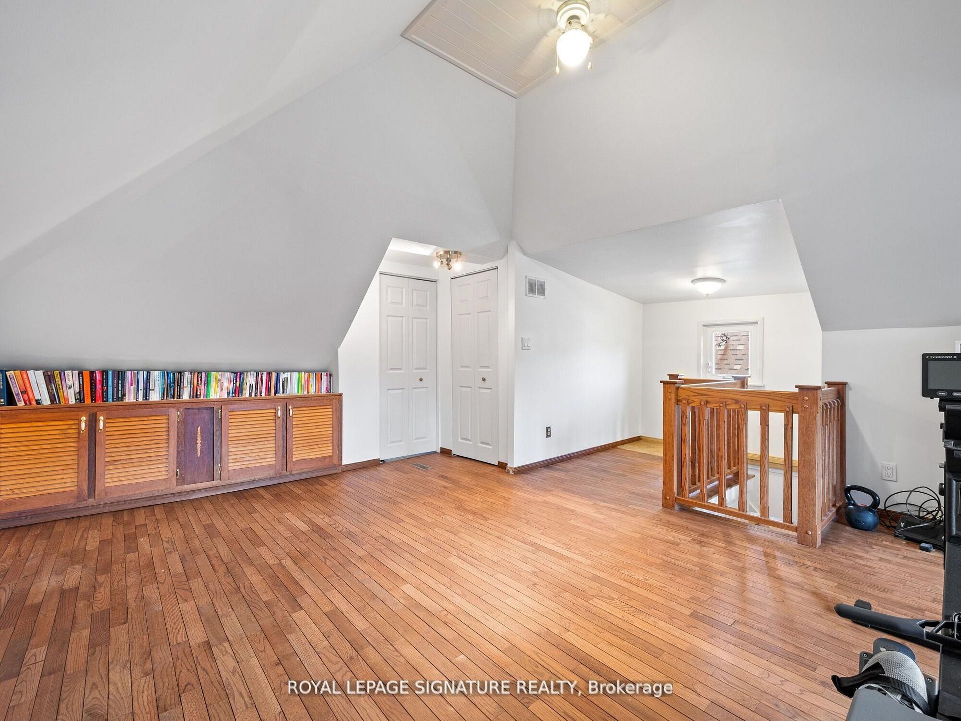 124 Eastbourne Avenue, Hamilton, ON - Indoor Photo Showing Other Room