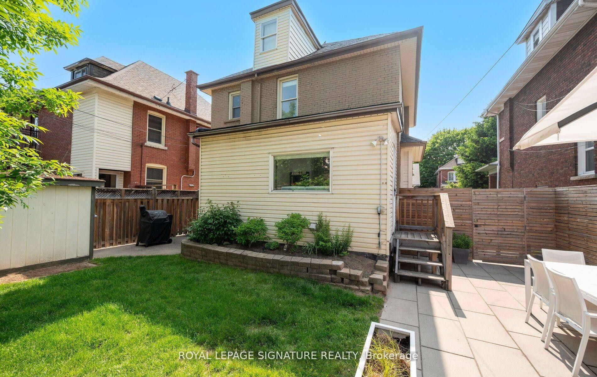 124 Eastbourne Avenue, Hamilton, ON - Outdoor With Exterior