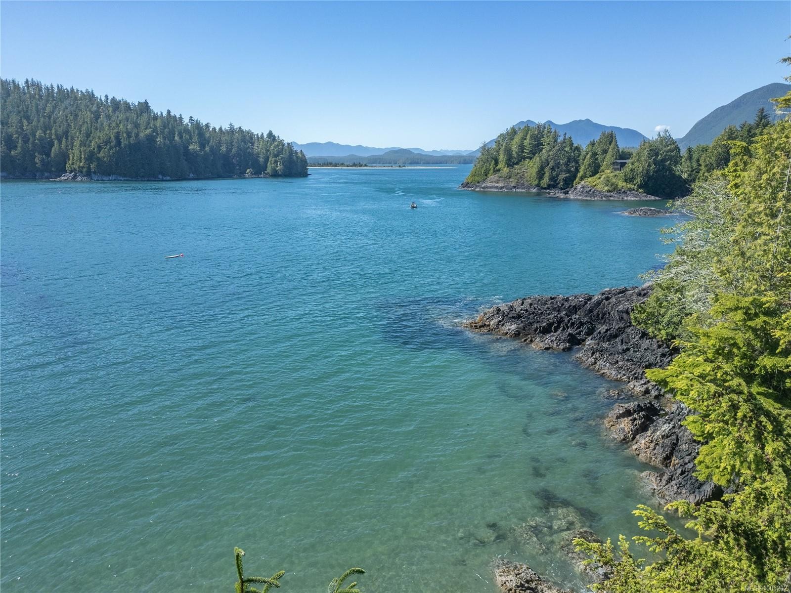 261 Cedar St, Tofino, BC