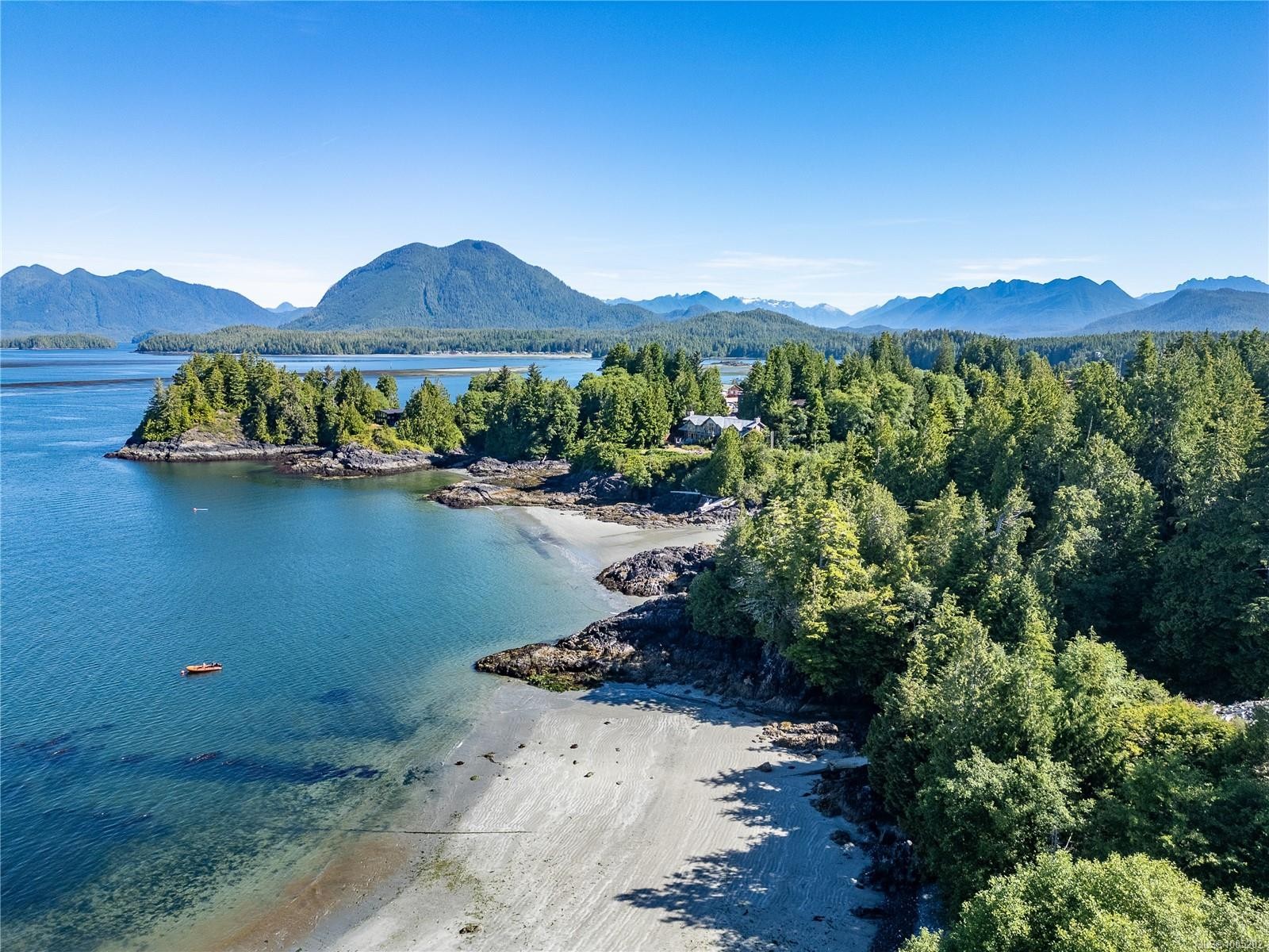 261 Cedar St, Tofino, BC