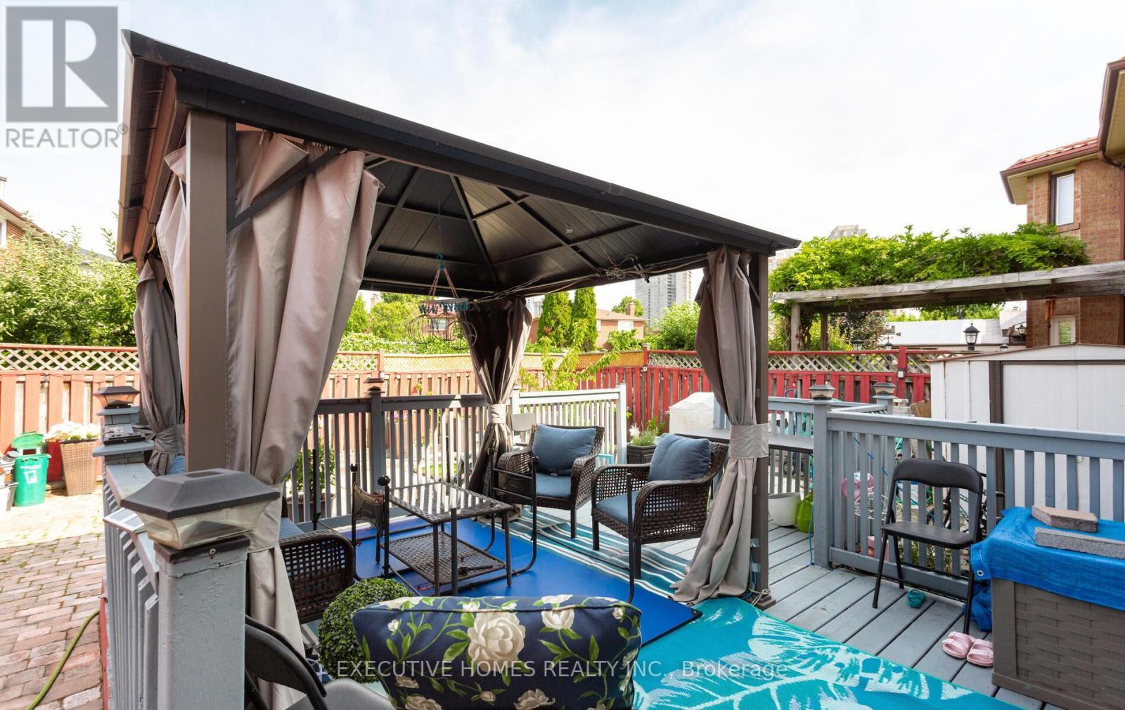 161 Kingsbridge Garden Circle, Mississauga, ON - Outdoor With Deck Patio Veranda With Exterior