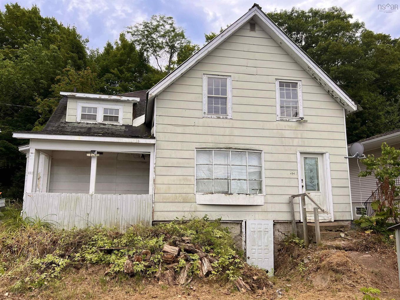 492 Main Street, Kentville, NS