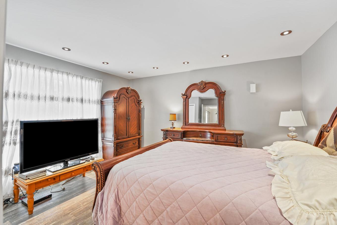 Chambre à coucher - 22 Rue Des Doublons, Blainville, QC - Indoor Photo Showing Bedroom