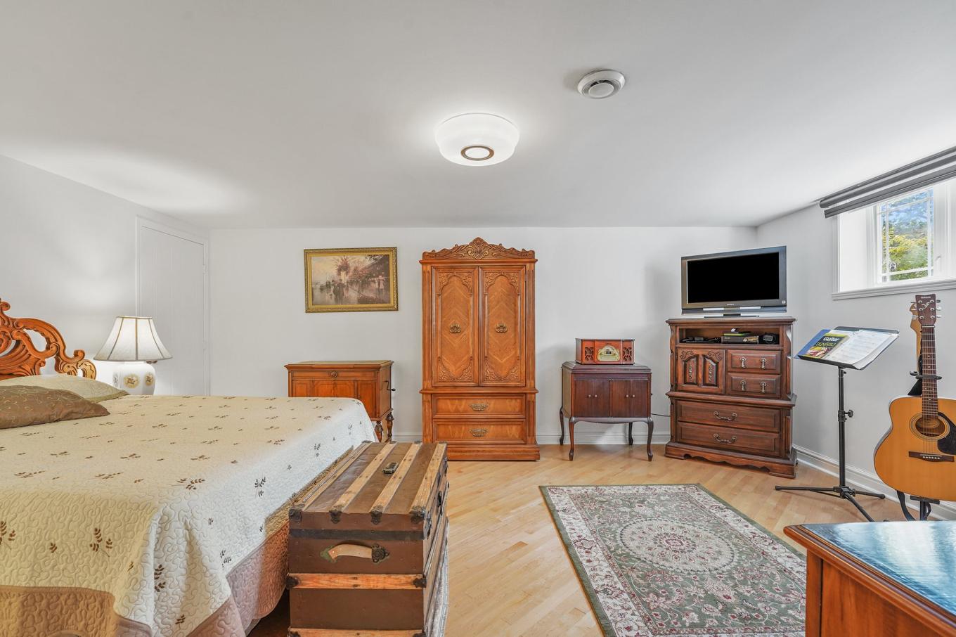 Intergénération - 22 Rue Des Doublons, Blainville, QC - Indoor Photo Showing Bedroom
