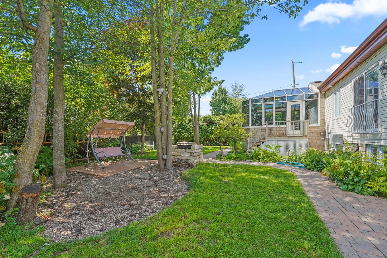 Cour - 22 Rue Des Doublons, Blainville, QC - Outdoor