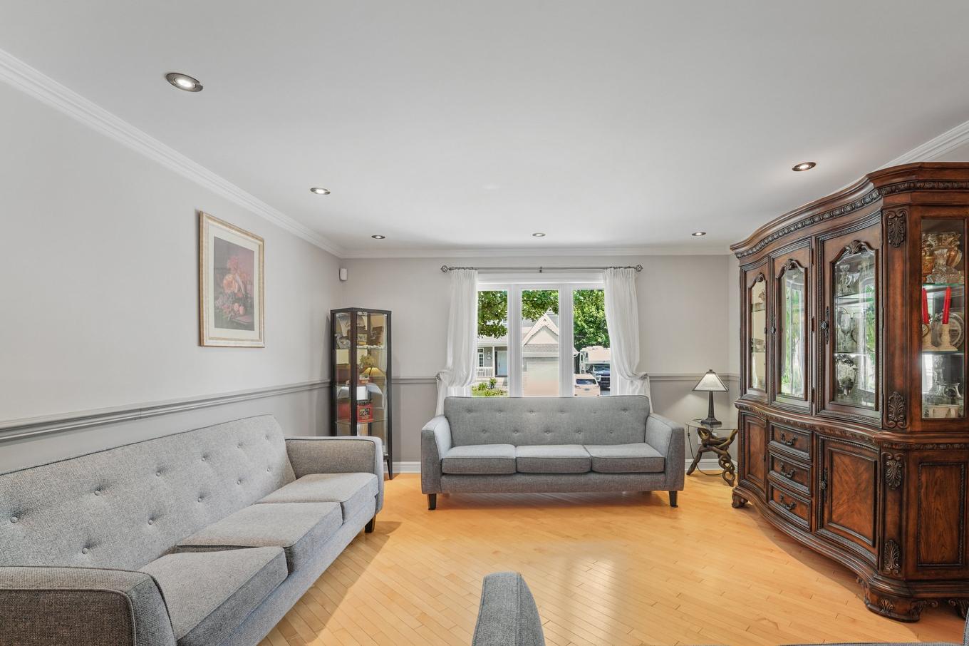 Salon - 22 Rue Des Doublons, Blainville, QC - Indoor Photo Showing Living Room