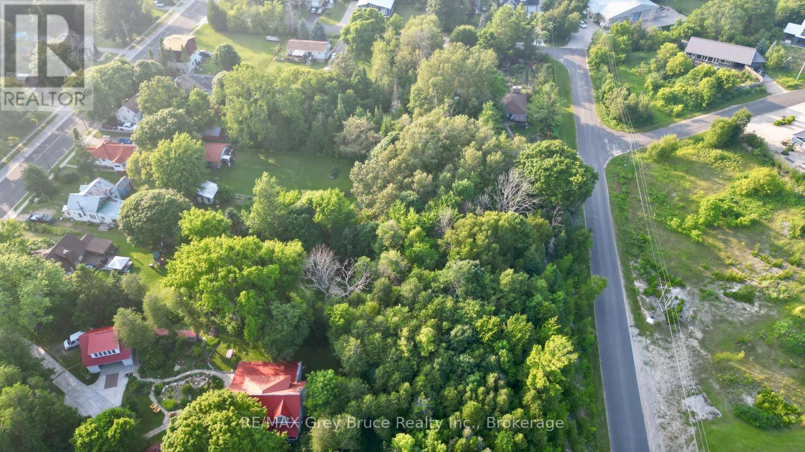 32 Helen Street, Northern Bruce Peninsula, ON