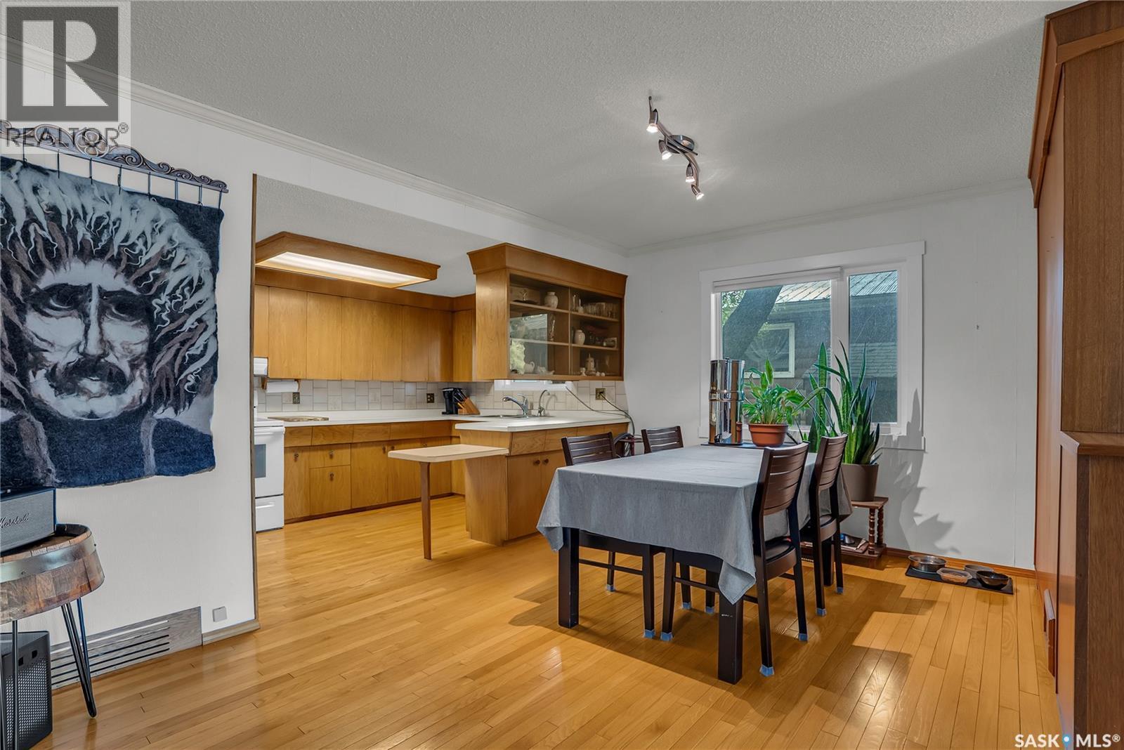 621 Main Street, Bruno, SK - Indoor Photo Showing Dining Room With Fireplace