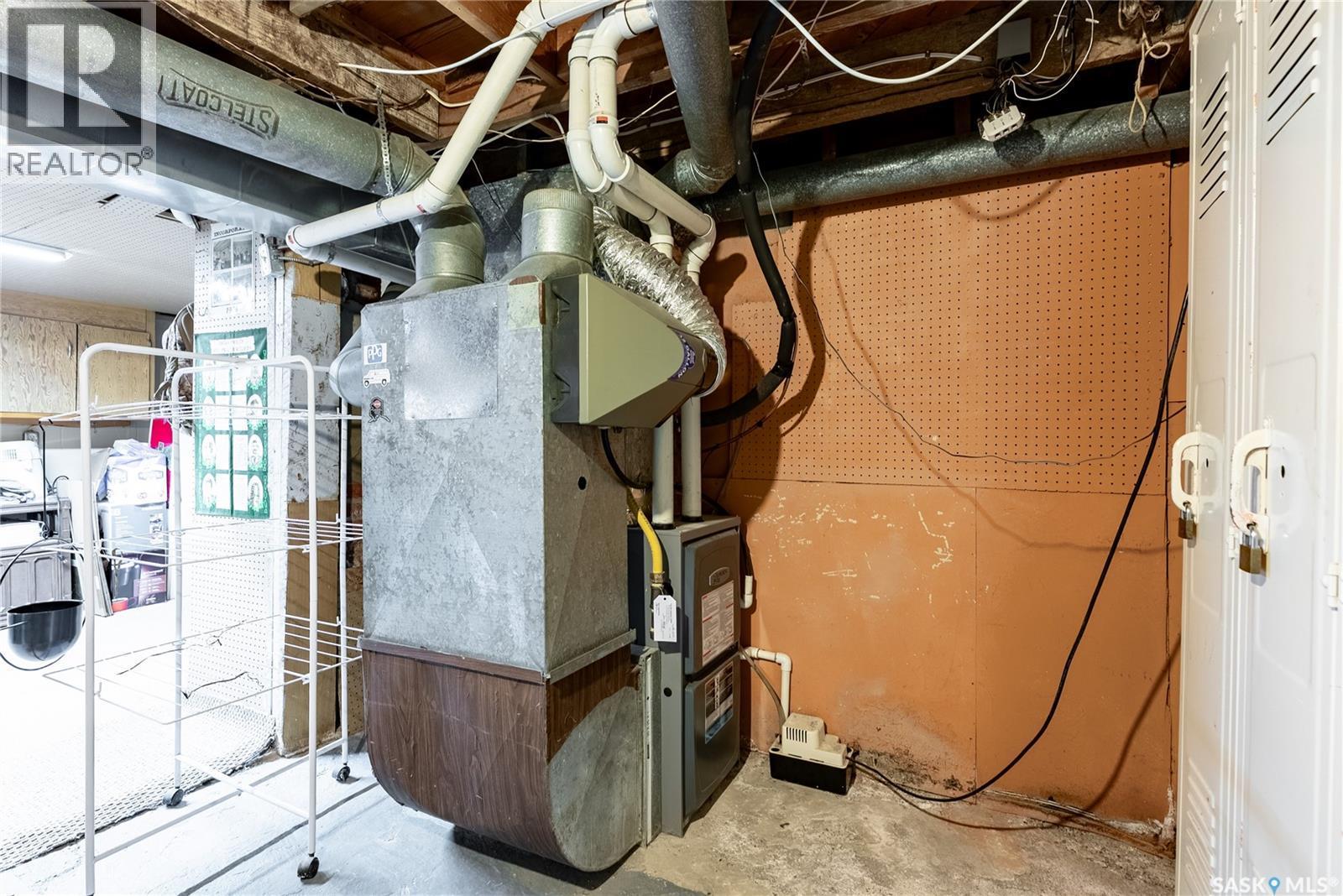 621 Main Street, Bruno, SK - Indoor Photo Showing Basement