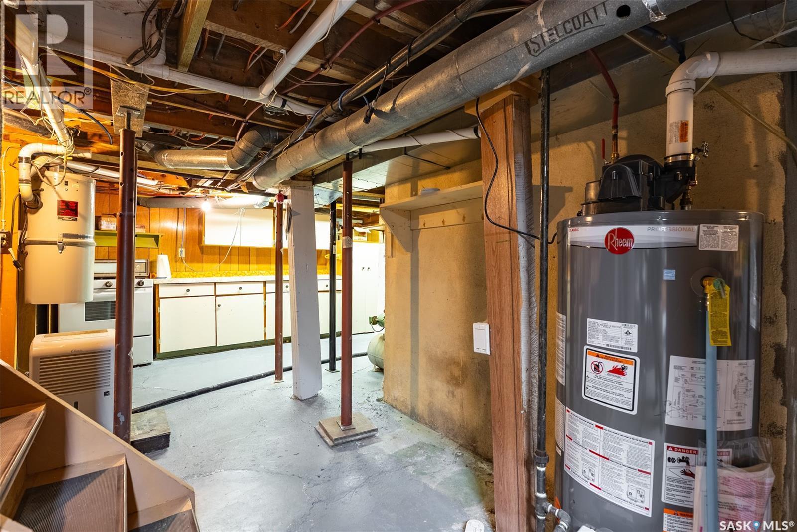 621 Main Street, Bruno, SK - Indoor Photo Showing Basement