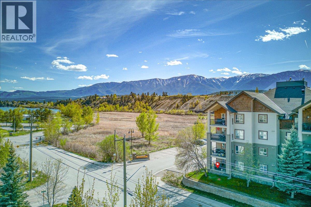 205 Third Avenue Unit# 2114, Invermere, BC