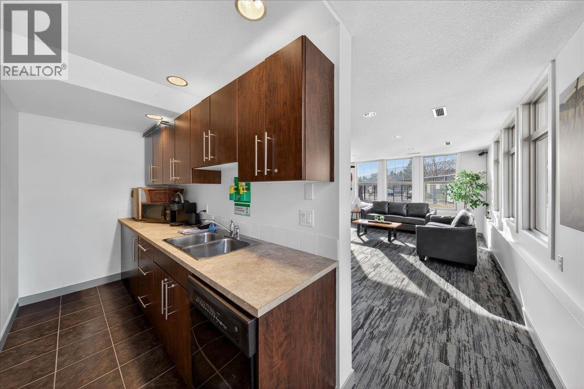 205 Third Avenue Unit# 2114, Invermere, BC
