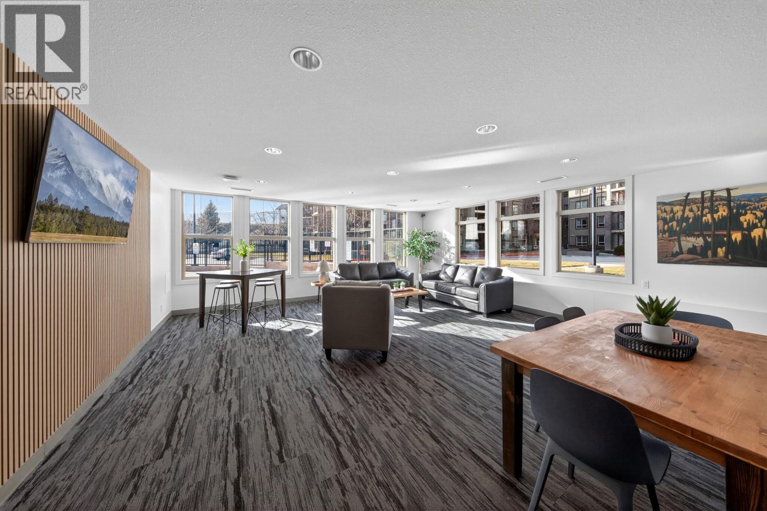 COMMON MEETING AREA - 205 Third Avenue Unit# 2114, Invermere, BC