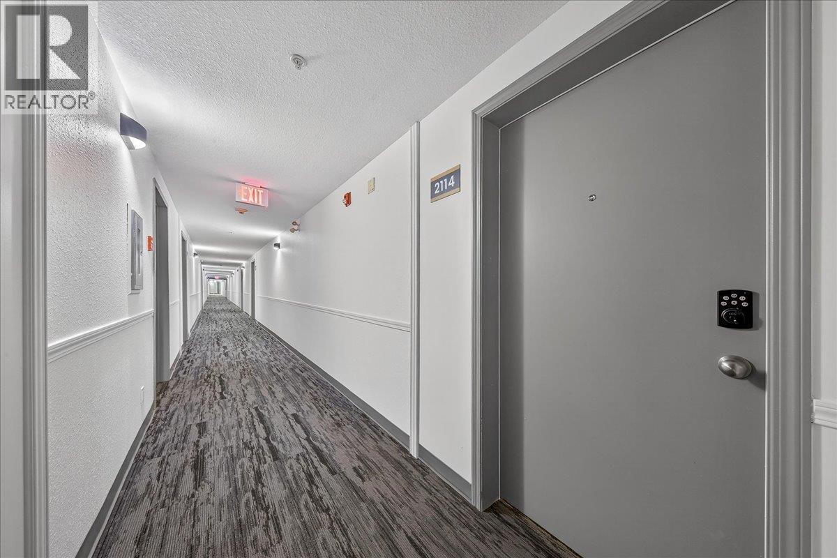 205 Third Avenue Unit# 2114, Invermere, BC