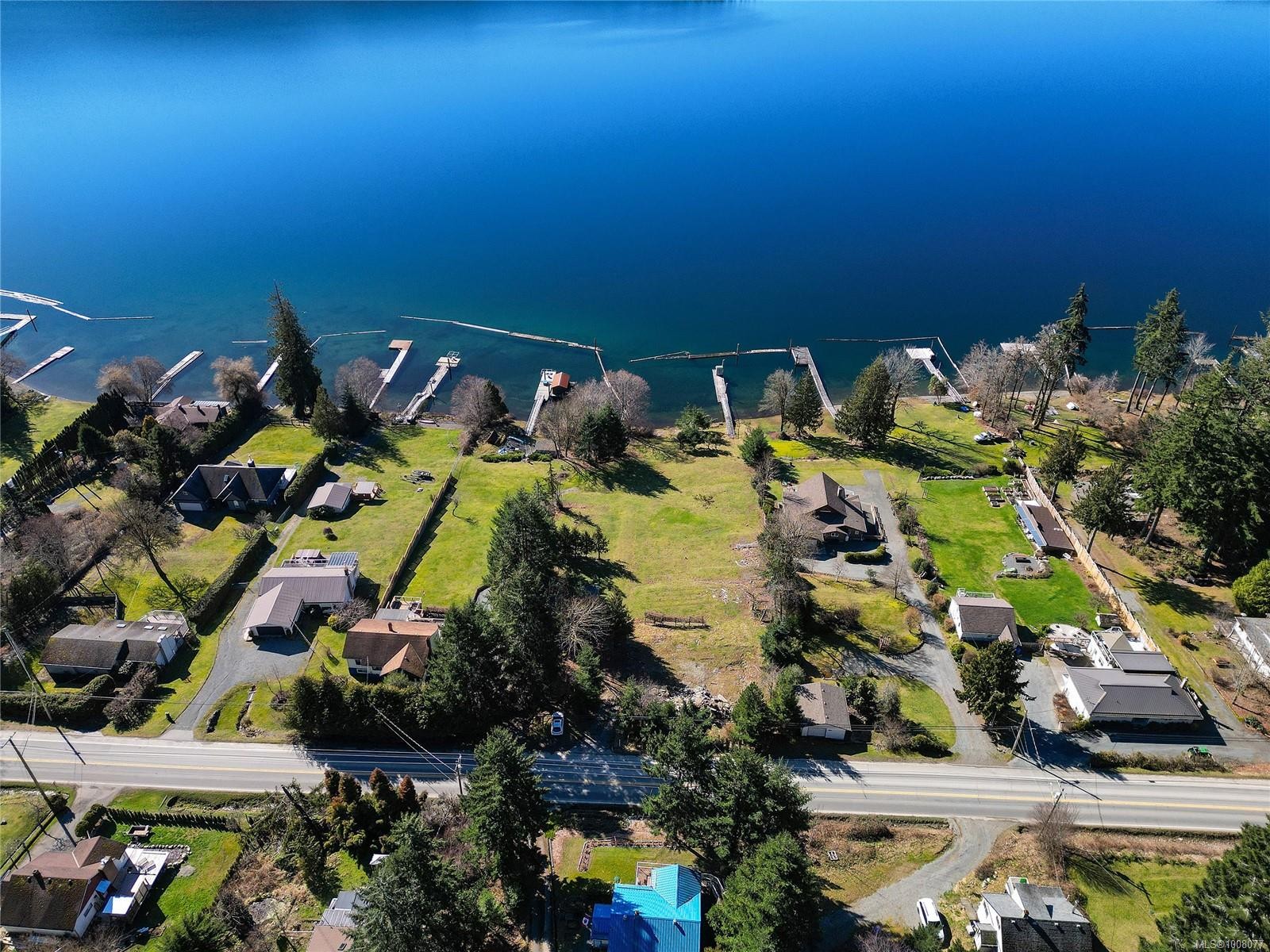 10136 Youbou Rd, Youbou, BC