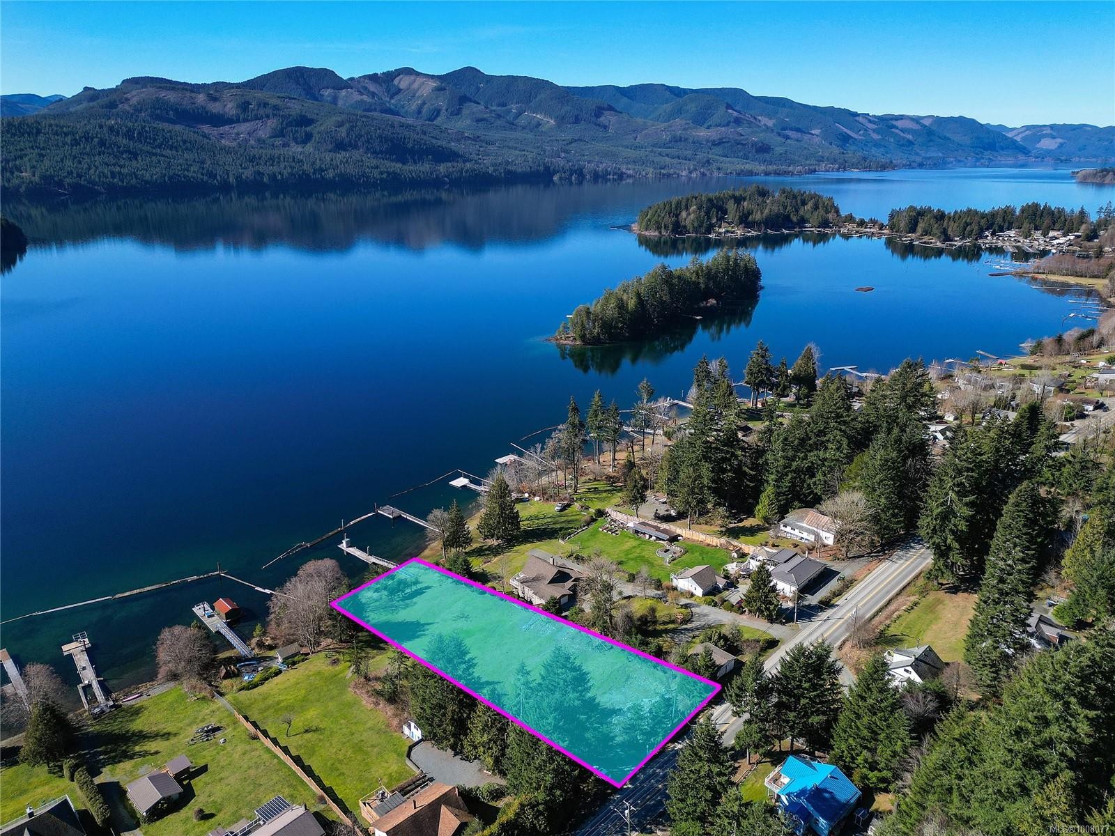 10136 Youbou Rd, Youbou, BC