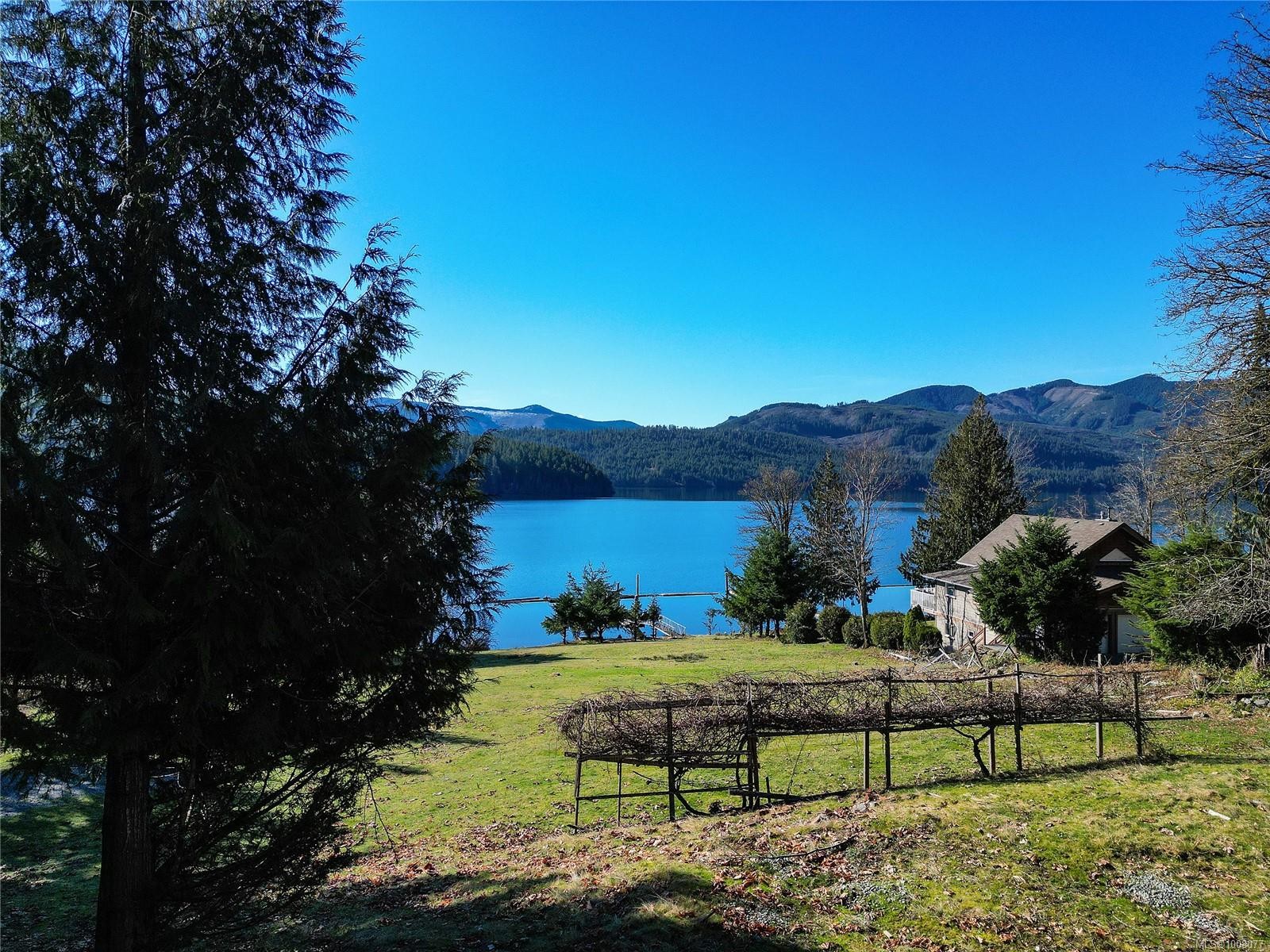 10136 Youbou Rd, Youbou, BC