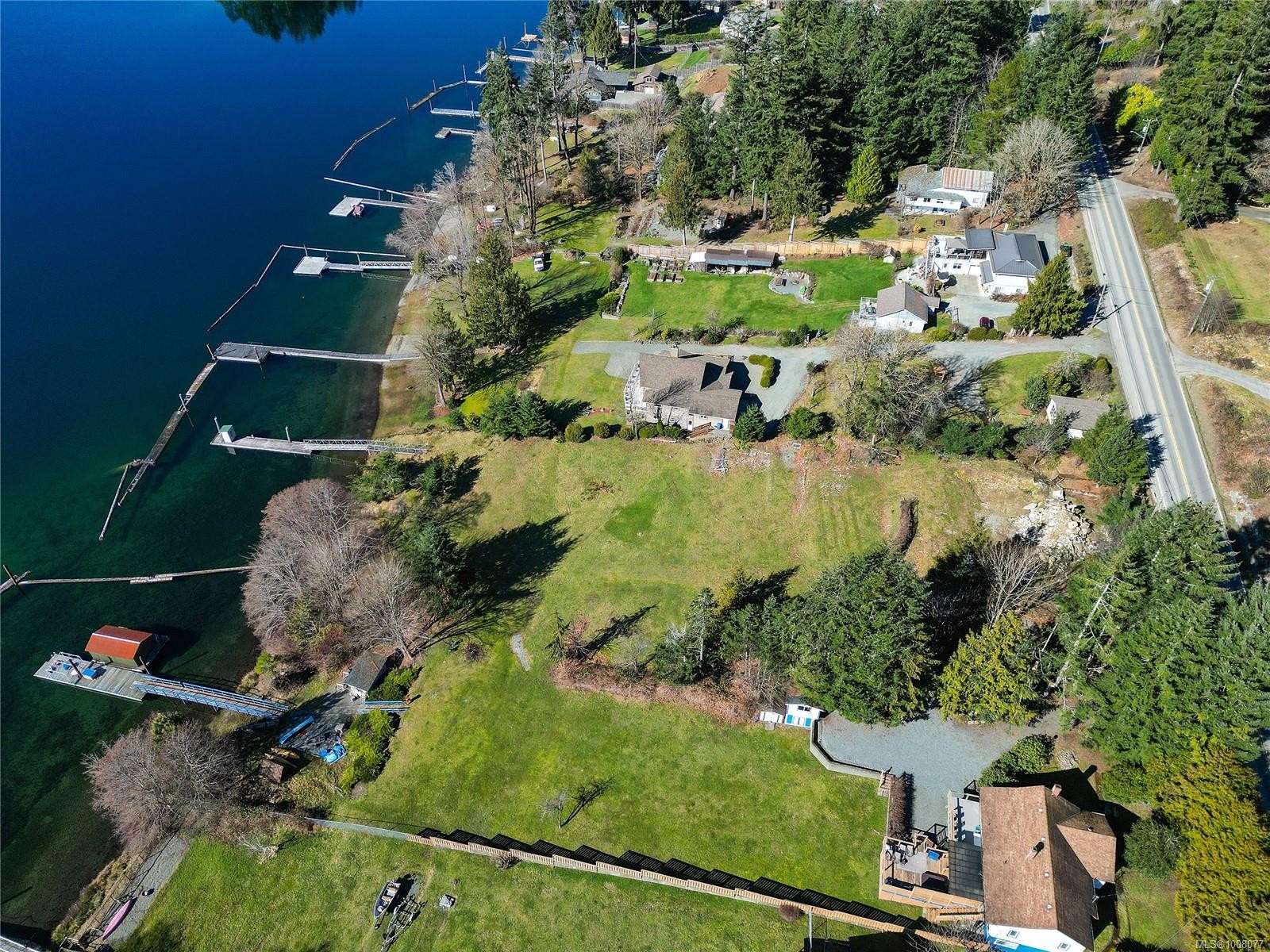 10136 Youbou Rd, Youbou, BC