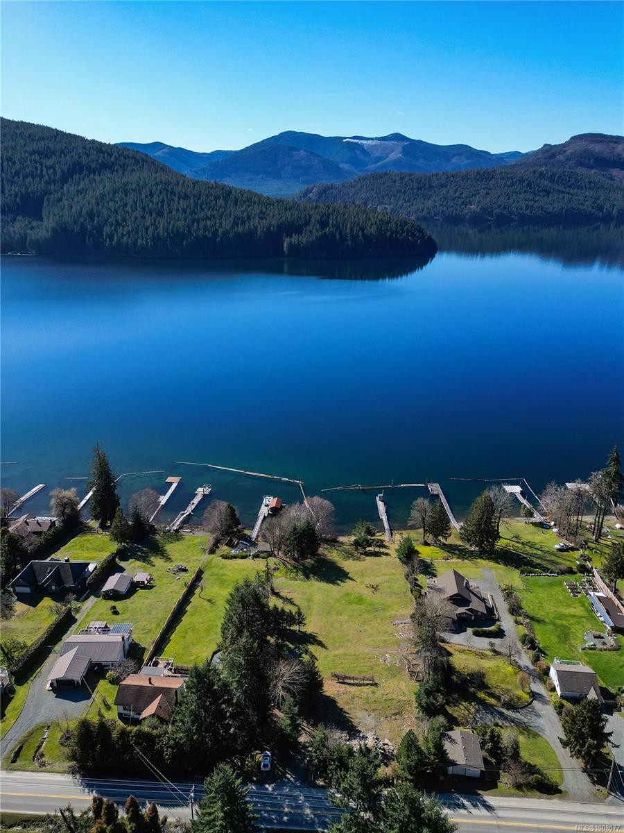 10136 Youbou Rd, Youbou, BC