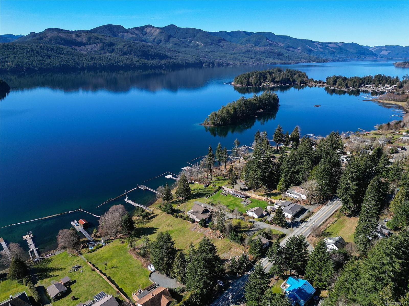 10136 Youbou Rd, Youbou, BC