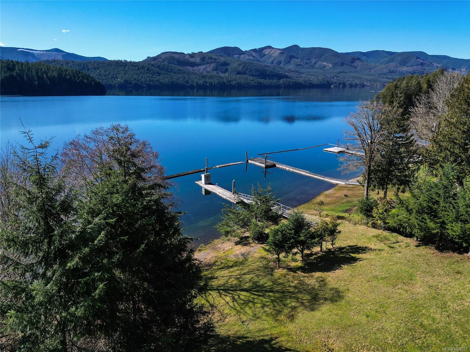 10136 Youbou Rd, Youbou, BC