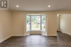 bay window brings in lots of light -