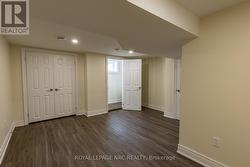 den/bonus room -