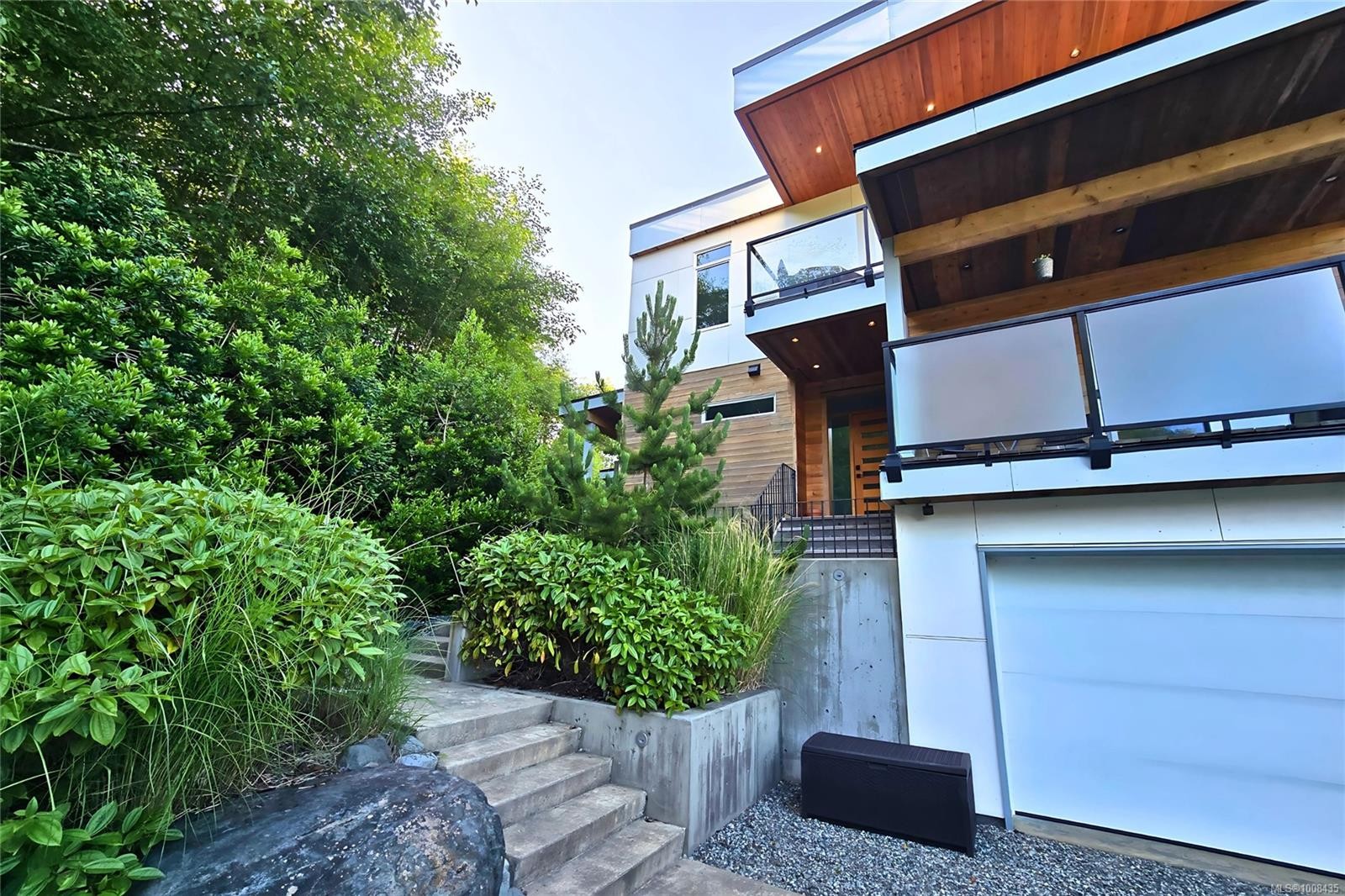 604 Alberto Rd, Tofino, BC