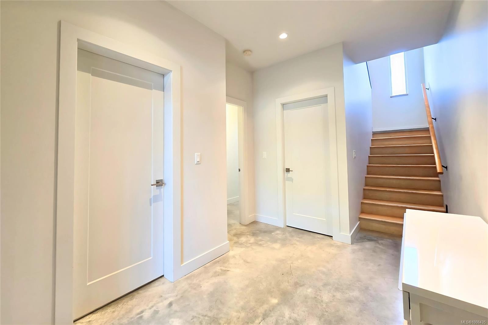 604 Alberto Rd, Tofino, BC