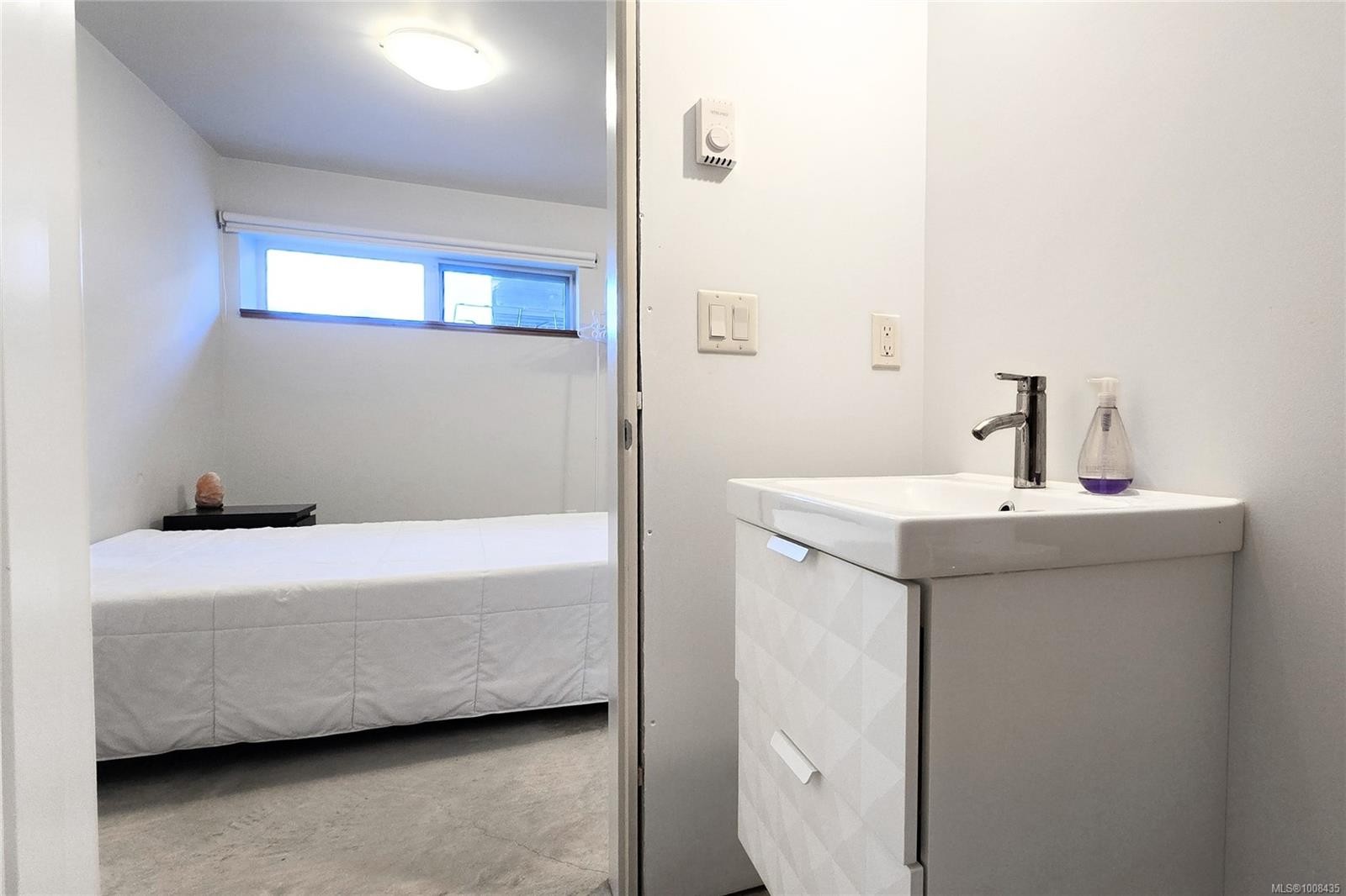 604 Alberto Rd, Tofino, BC