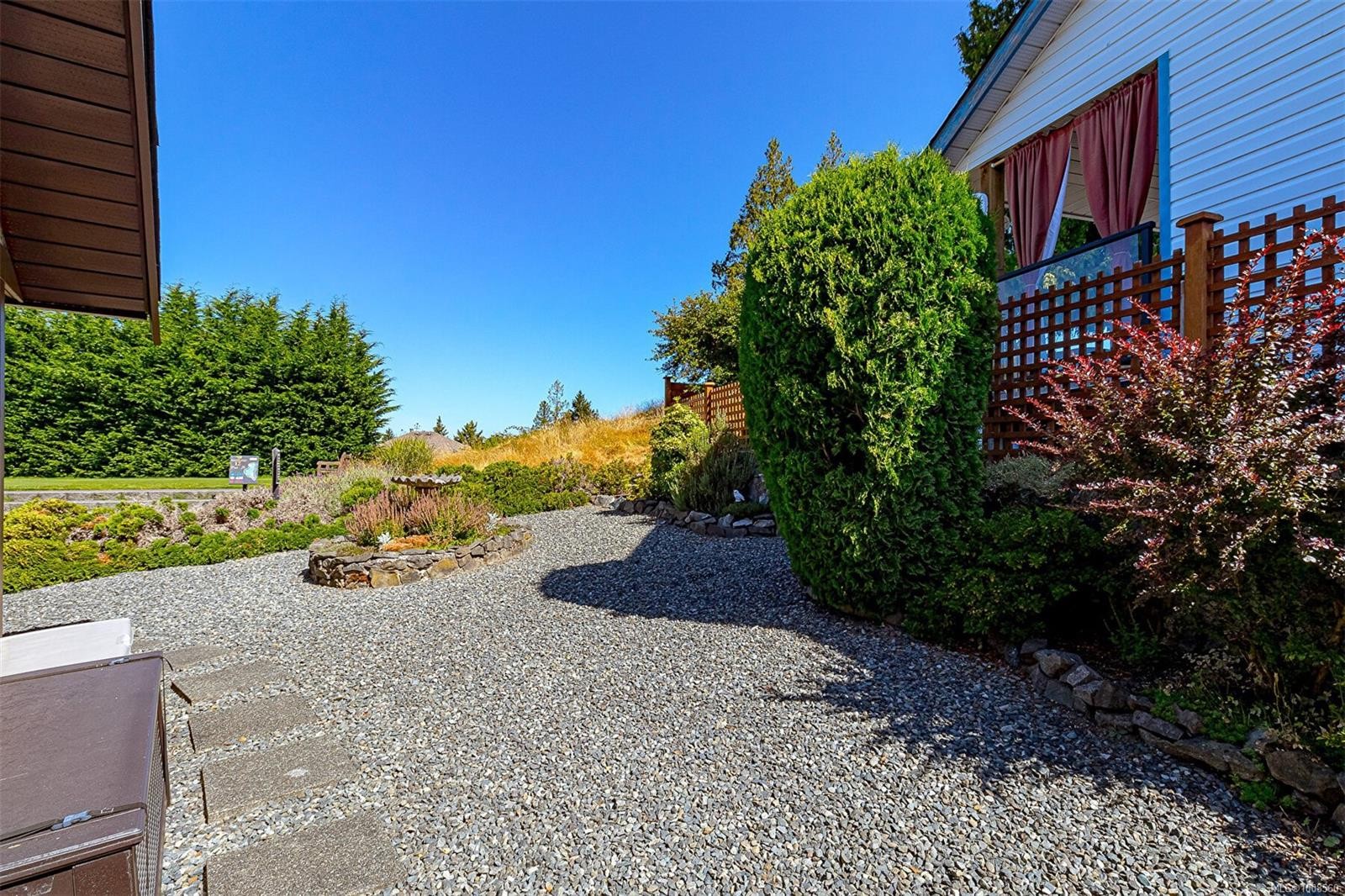 537 Fairways Pl, Cobble Hill, BC - Outdoor
