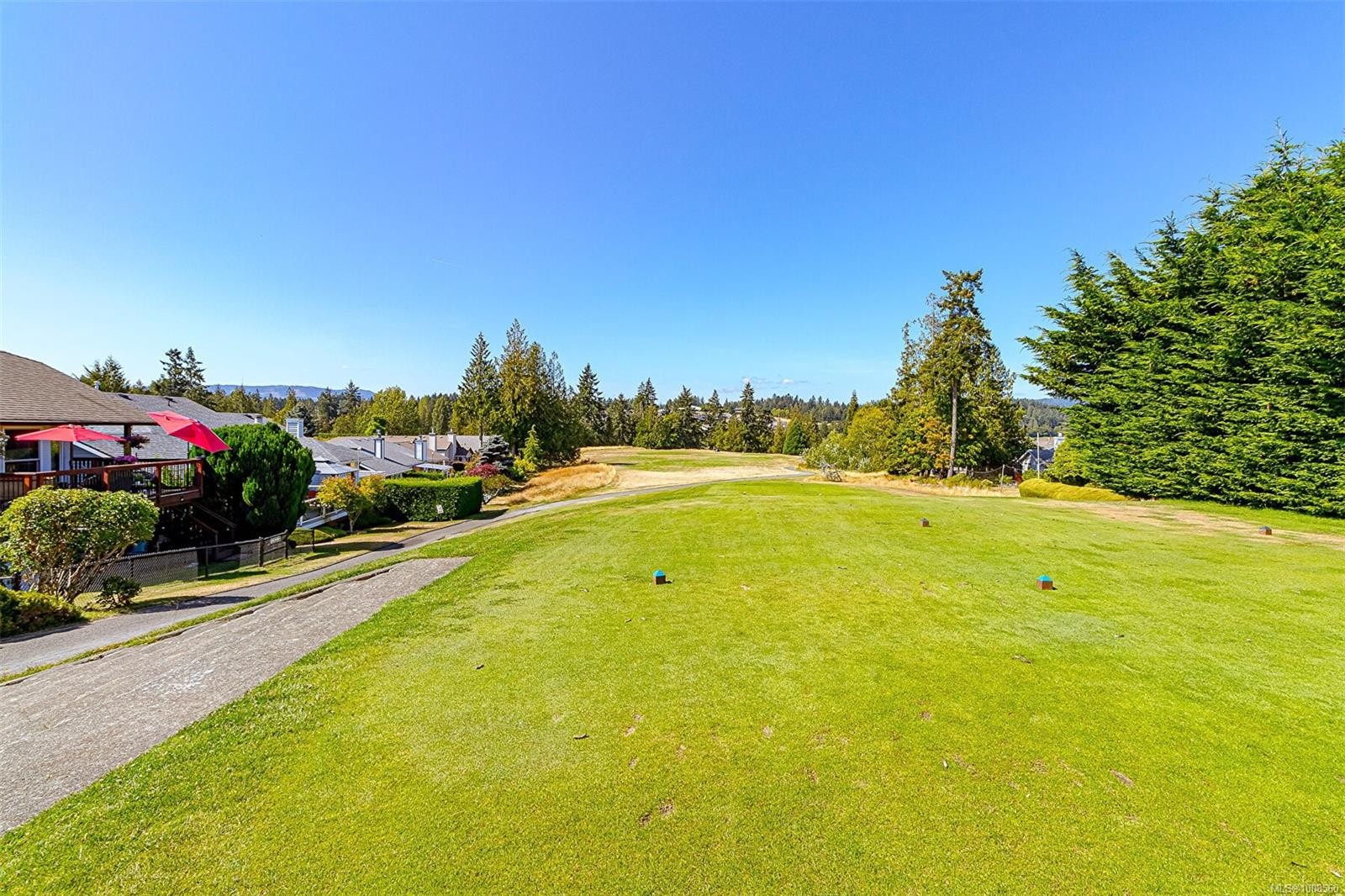 537 Fairways Pl, Cobble Hill, BC - Outdoor With View