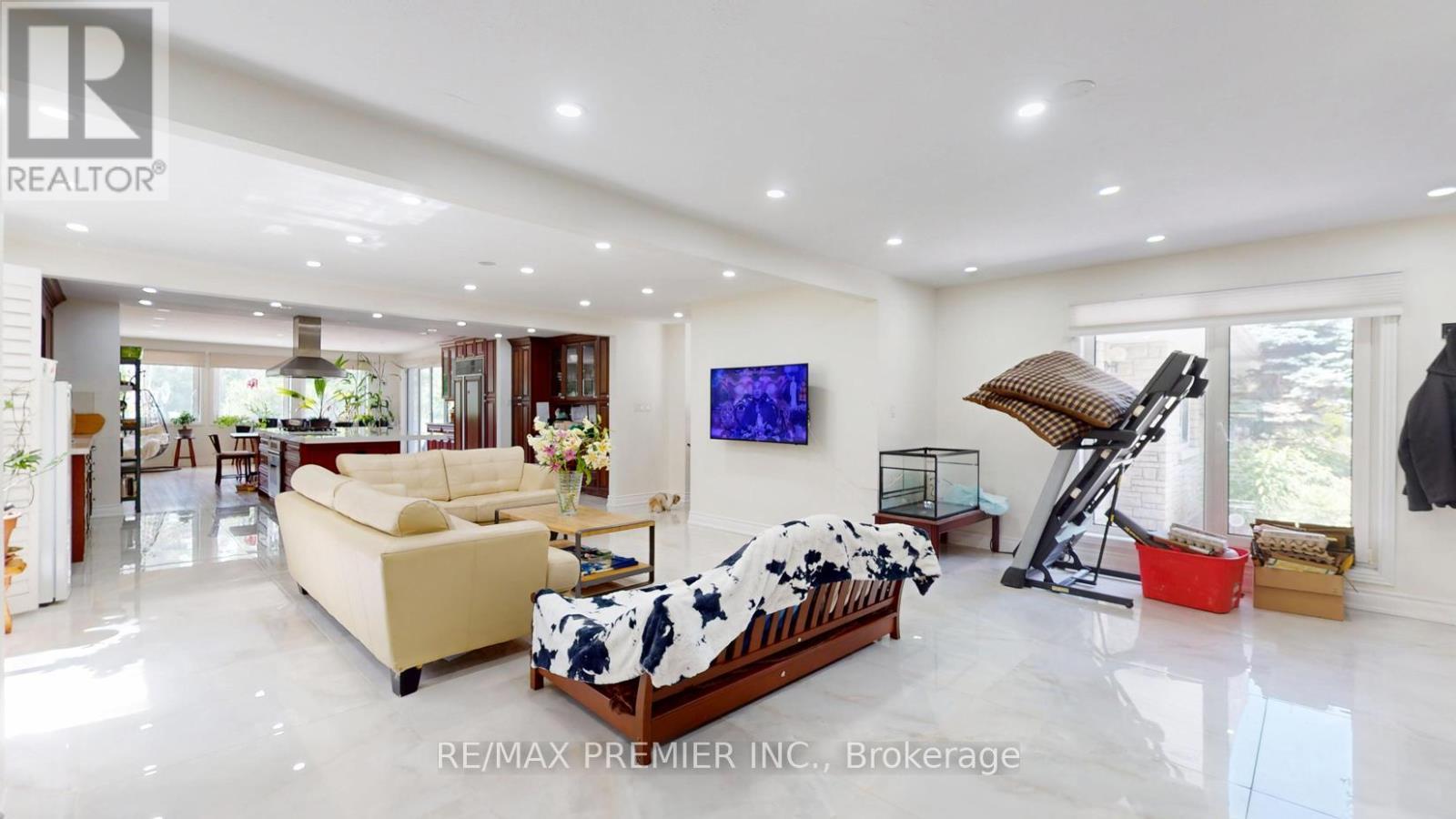 253 Morning Side Road, East Gwillimbury, ON - Indoor