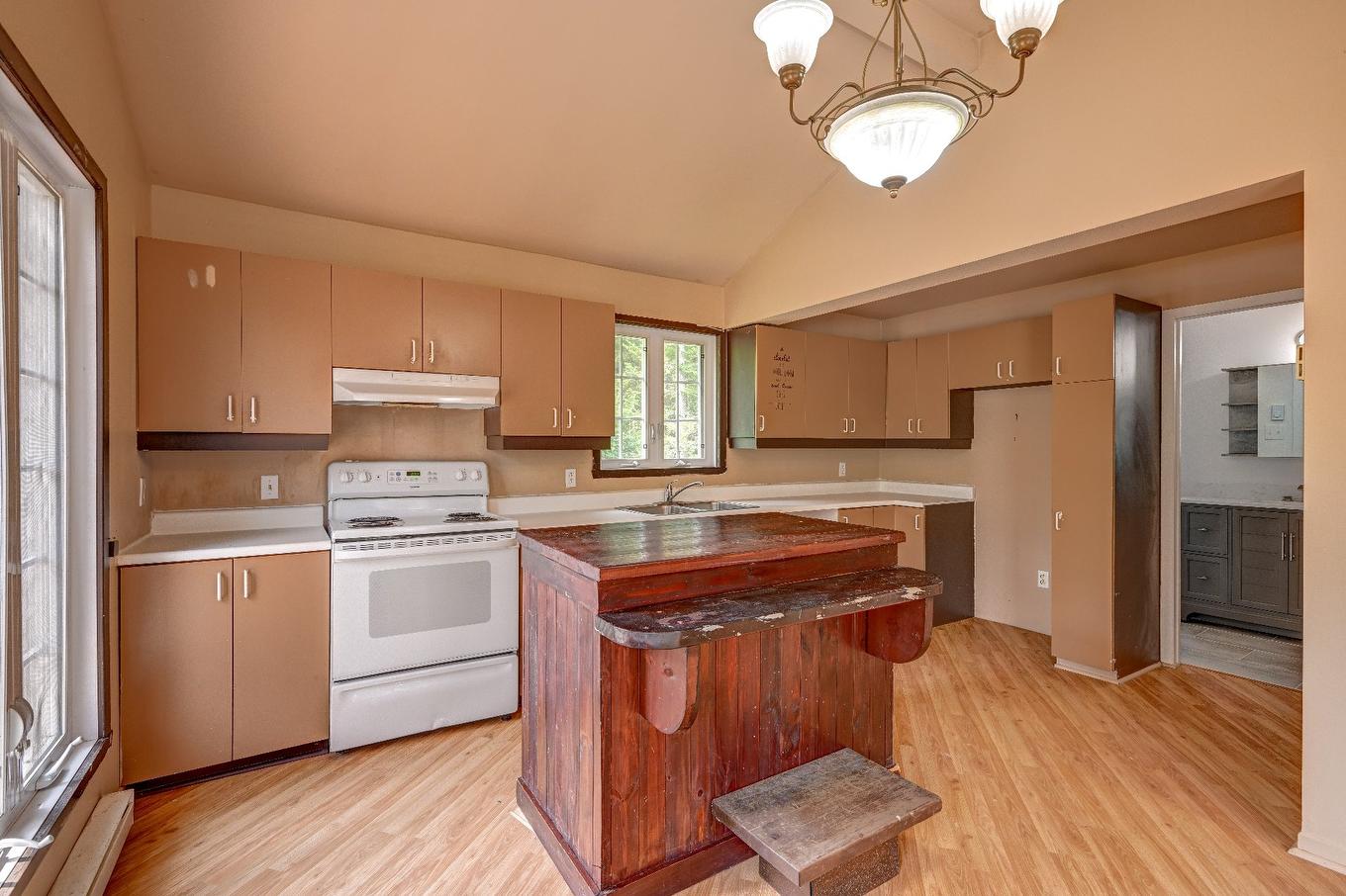Kitchen - 2236 Ch. Gémont, Saint-Adolphe-D'Howard, QC - Indoor Photo Showing Kitchen With Double Sink