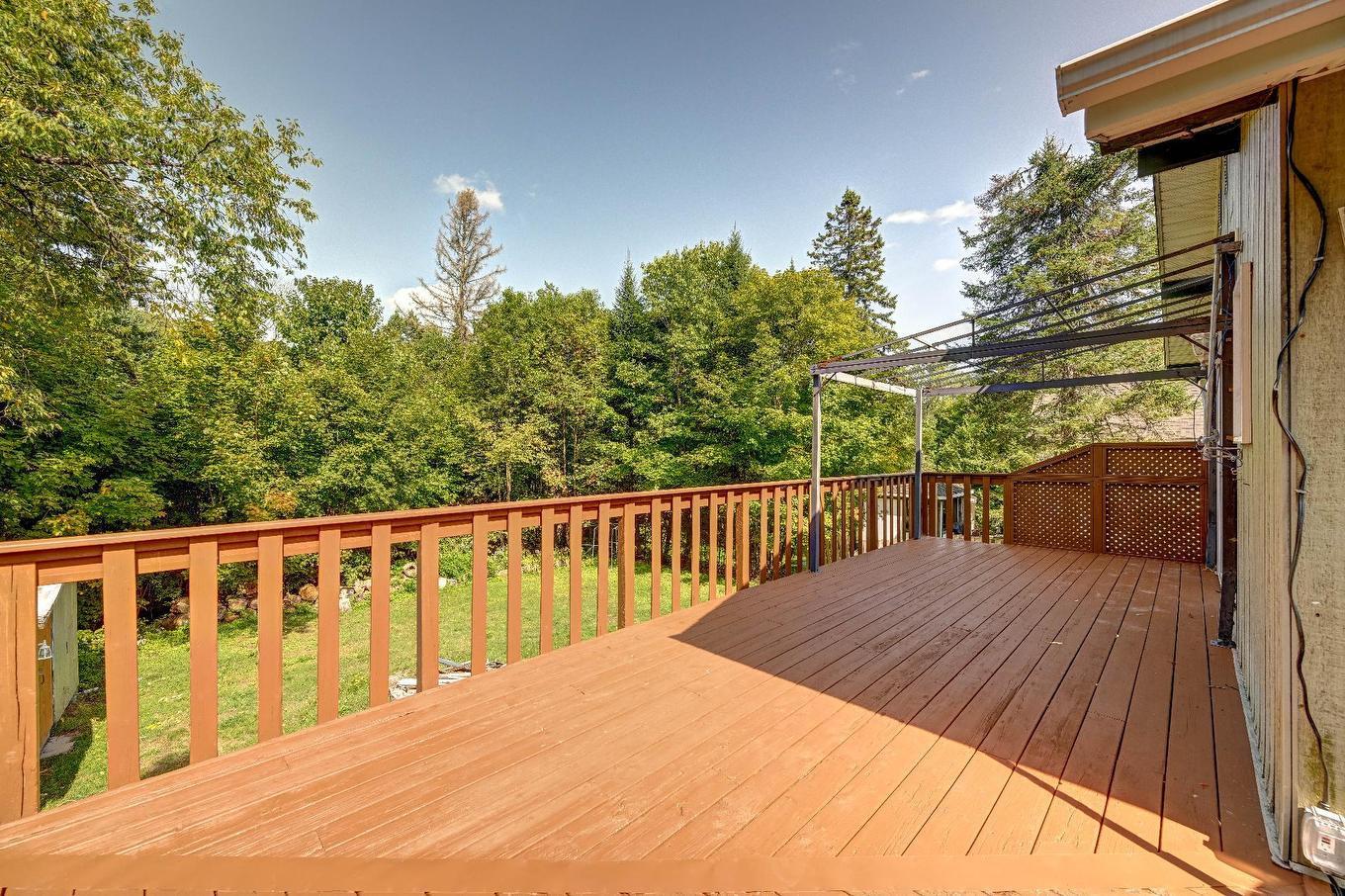 Back facade - 2236 Ch. Gémont, Saint-Adolphe-D'Howard, QC - Outdoor With Exterior