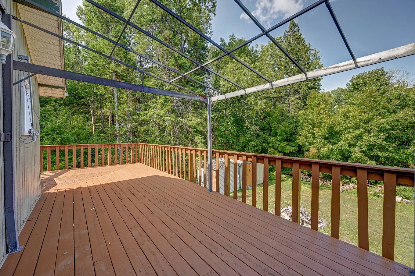 Back facade - 2236 Ch. Gémont, Saint-Adolphe-D'Howard, QC - Outdoor With Exterior